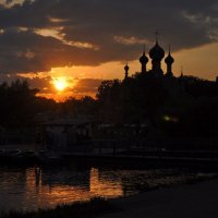 Закат над Останкинским прудом :: Oxana Krepchuk