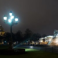 Январские дожди. Сенатская площадь, С.Петербург. :: Александр Истомин