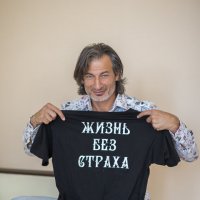 Мухтар Гусенгаджиев - человек змея! :: Сергей Калиганов