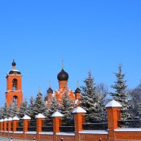 Подворье Покровского ставропигиального женского монастыря в селе Марково :: Любовь Жиркова