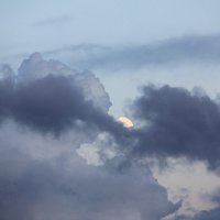 Луна в кружеве облаков. :: Ирина 