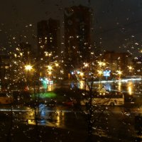 Дождь за окнами. :: Евгений К