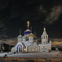 Москва патриаршия(ночь) :: юрий макаров