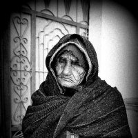 Пожилая индийская женщина :: Вера 
