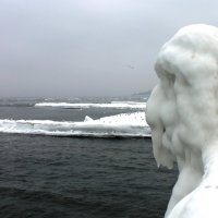 Одесская зима сурова. :: Владимир 