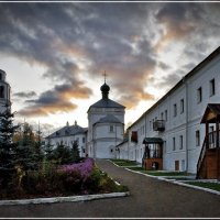 Трифонов монастырь :: Владимир Белозеров