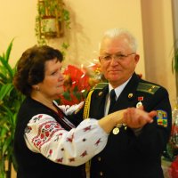 подполковник любит танцевать :: Богдан Вовк