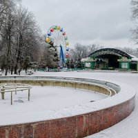 Зимний парк :: Константин Бобинский