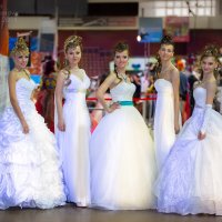 А ты уже выбрал себе невесту?) :: Александр Барышников