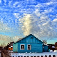 Дом и облака :: Александр Преображенский 