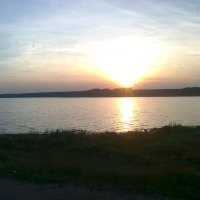 закат на озере :: Владимир 
