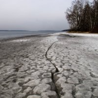 Трэщина.. :: Алексей Сараев