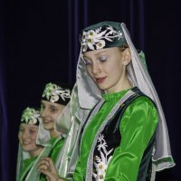 Татарский танец. :: Наталья Smirnova