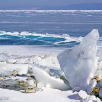 Цветовые контрасты Байкальского льда :: Светлана Воробьёва