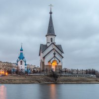 Две церкви :: Алексей Кудрявцев