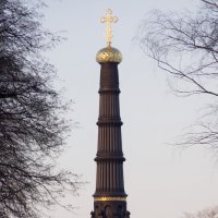 Памятник-колонна Дмитрию Донскому :: Вячеслав Головко