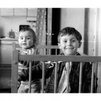 Сканируя старые семейные Пленки: Сынавя Георги и Леван , 1995 Год :: Sulkhan Gogolashvili