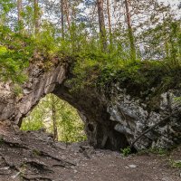 Арка у Тавдинских пещер, Горный Алтай :: Дмитрий Кучеров