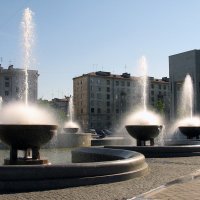 Искрометные струи фонтанов... :: Валентина Харламова