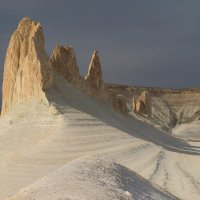 Урочище Босжира на Устюрте :: Александр Осипов