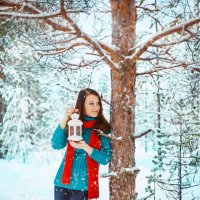 Девушка в зимнем лесу :: Елена Михайловская