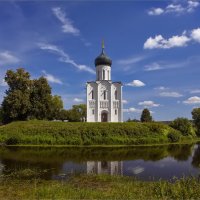 Церковь Покрова на Нерли :: Виктор Перякин