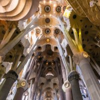 Sagrada Familia inside :: Дмитрий Карышев