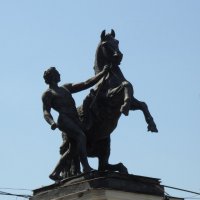 Копия скульптурной группы "Укрощение коней" П.К. Клодта :: ВЕРА (Vera)