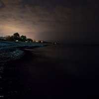 тёмные ночи на пляже под Сочи :: Валентин Емельянов