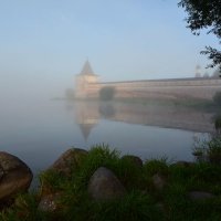 Утренний туман на Сиверском озере. :: Алексей Крупенников