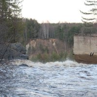 Пальеозерская ГЭС в Гирвасе :: Андрей Божьев