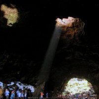 обустроенная пещера на о.Лансароте :: Елена Познокос