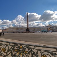 На Дворцовой площади. :: Александр Дроздов