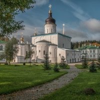 Куролесим по весям...Псковский Спасо-Елеазаровский монастырь... :: Domovoi 