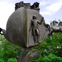 Памятнику Апельсину, который спас Одессу :: Татьяна Викторовна 