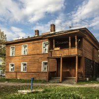 Последний деревянный дом на улице Мира, г.Вологда :: Татьяна Копосова