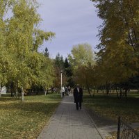 Осенний парк :: Константин Селедков