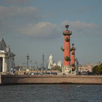 Ростральные колонны, здание Биржи :: Светлана Шарафутдинова