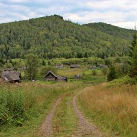 Деревенский пейзаж. :: Наталья Юрова