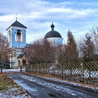 В селе Покровское - Шереметьево,бывшая усадьба. :: Андрей Куприянов