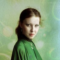 Портрет в зелёных тонах :: Валерий Кабаков