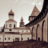 В Новгородском кремле :: Евгений Никифоров