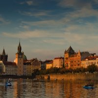 Теплый закат в Праге :: Елизавета Вавилова