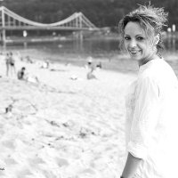 девушка на пляжу :: Iryna Chorna