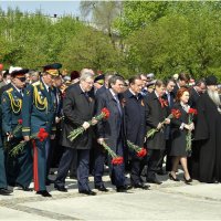 Монумент Славы, возложение венков :: Дмитрий Конев