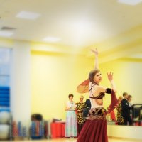 восточный танец :: Эльмира Суворова