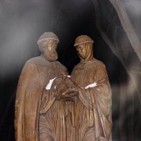 Памятник святых влюбленых :: Ксения Стадникова