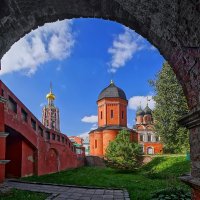 Высокопетровский монастырь :: mila 