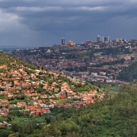 Город на холмах. Кигали - столица Руанды. :: Евгений Печенин