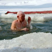 крещенское купание :: Tatyana Belova